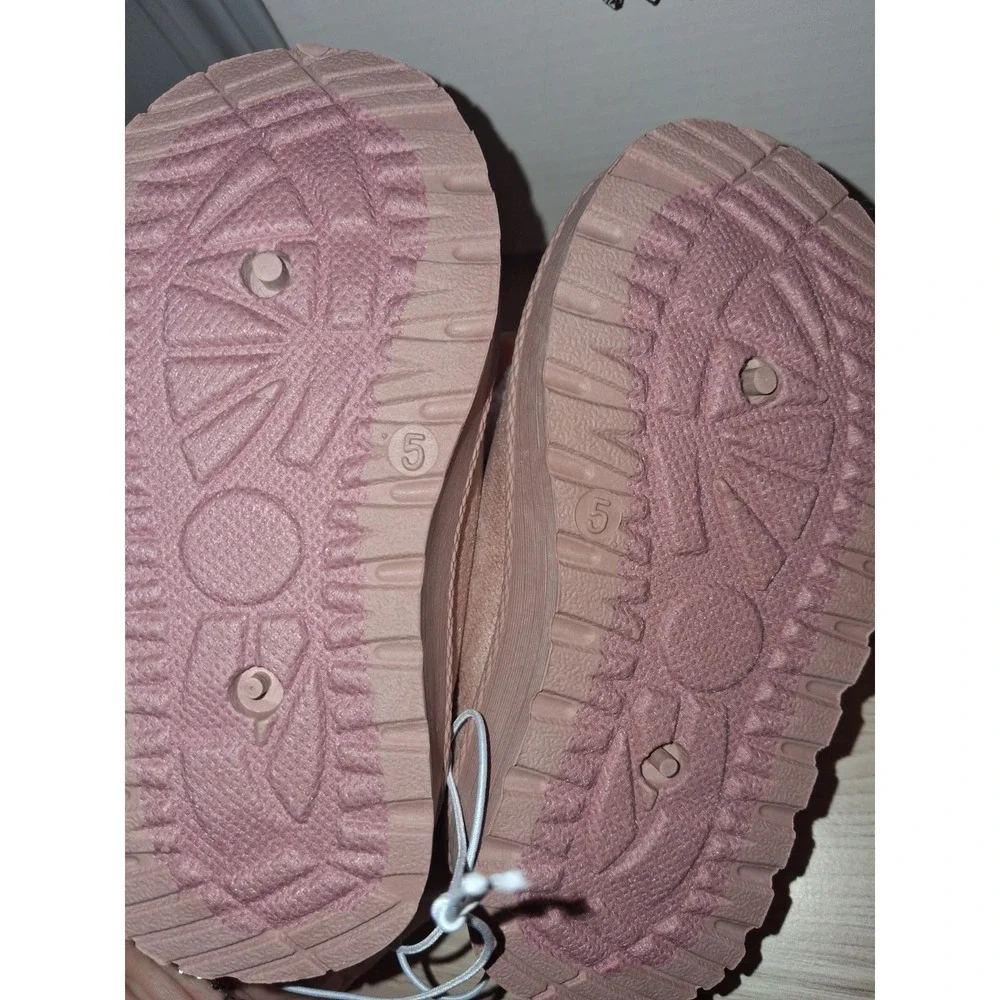 Olivia & Kate Toddler Girls Flat Heel Clogs Size 5 NEW
